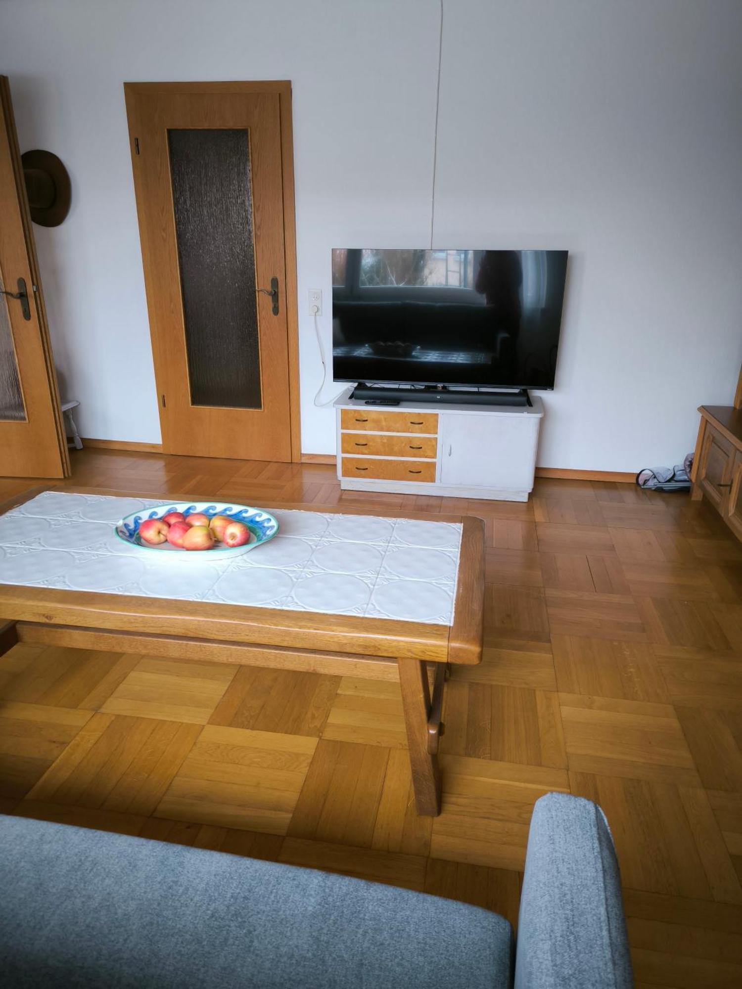 Aussichtsreich Apartment Kirchheim am Neckar Bagian luar foto